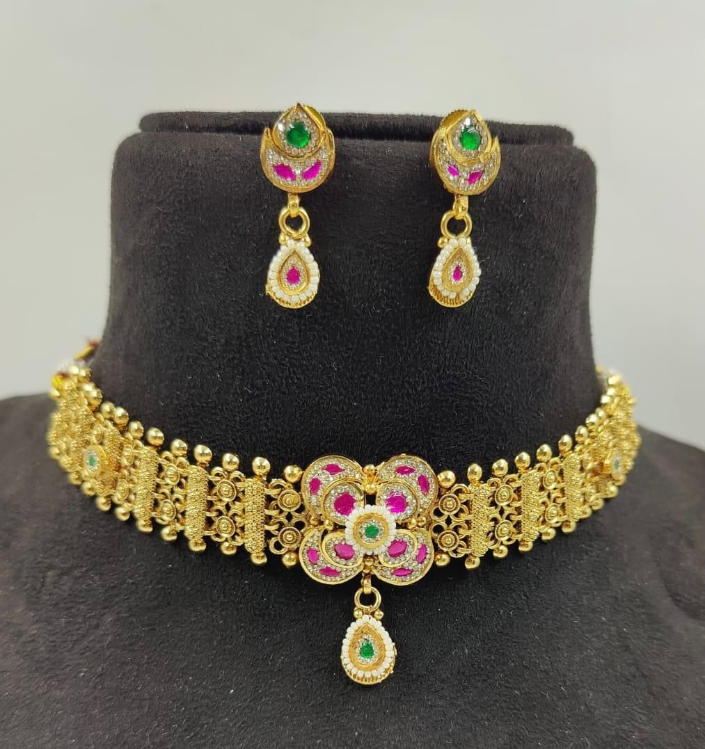 Swarovski Necklace Design 1