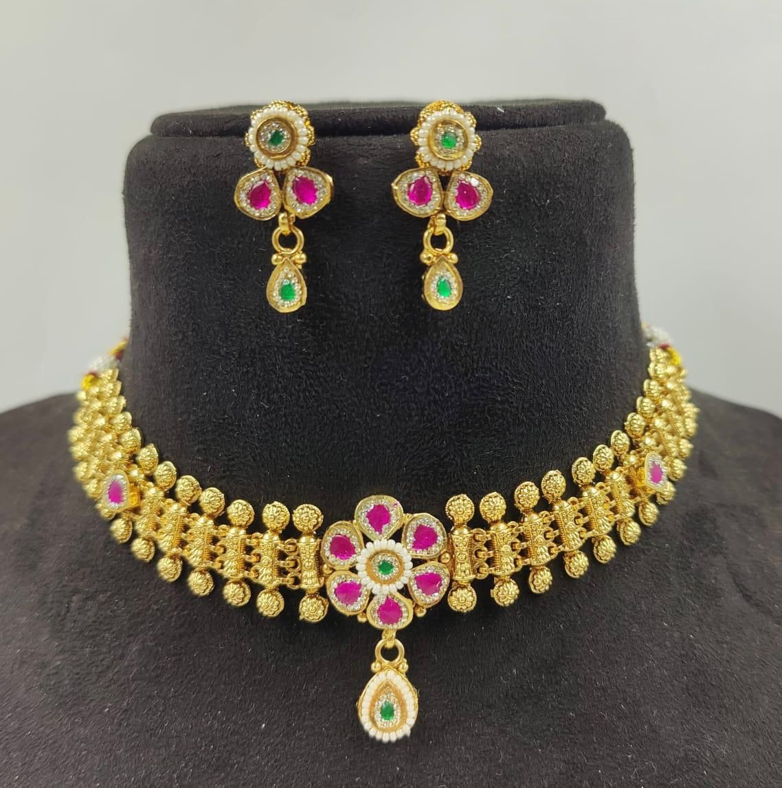 Swarovski Necklace Design 5