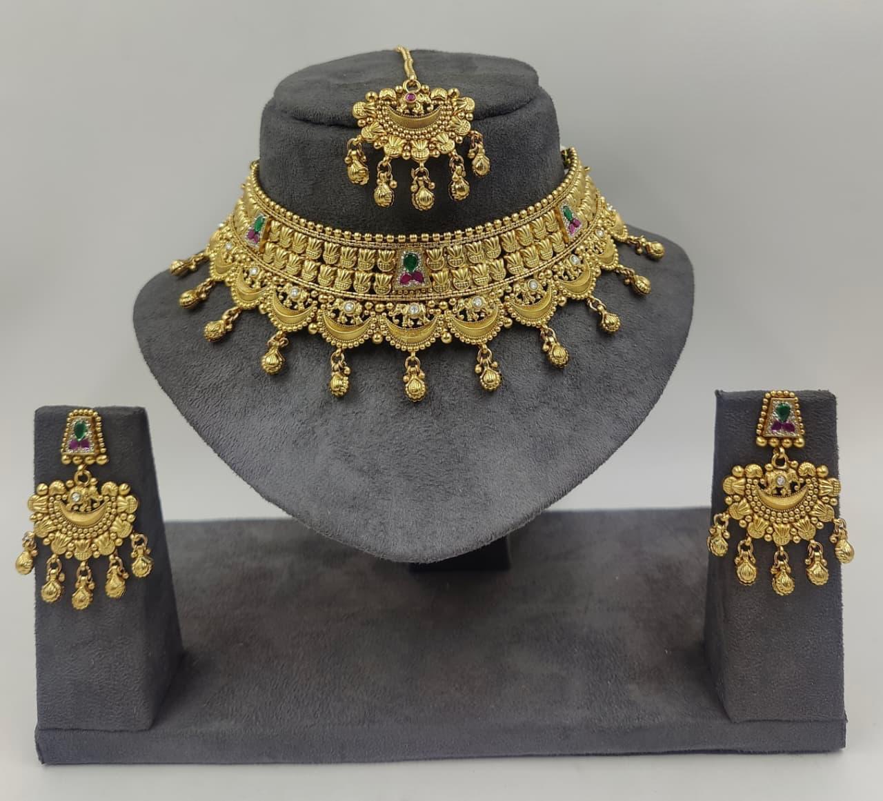 Simple Choker Design 2