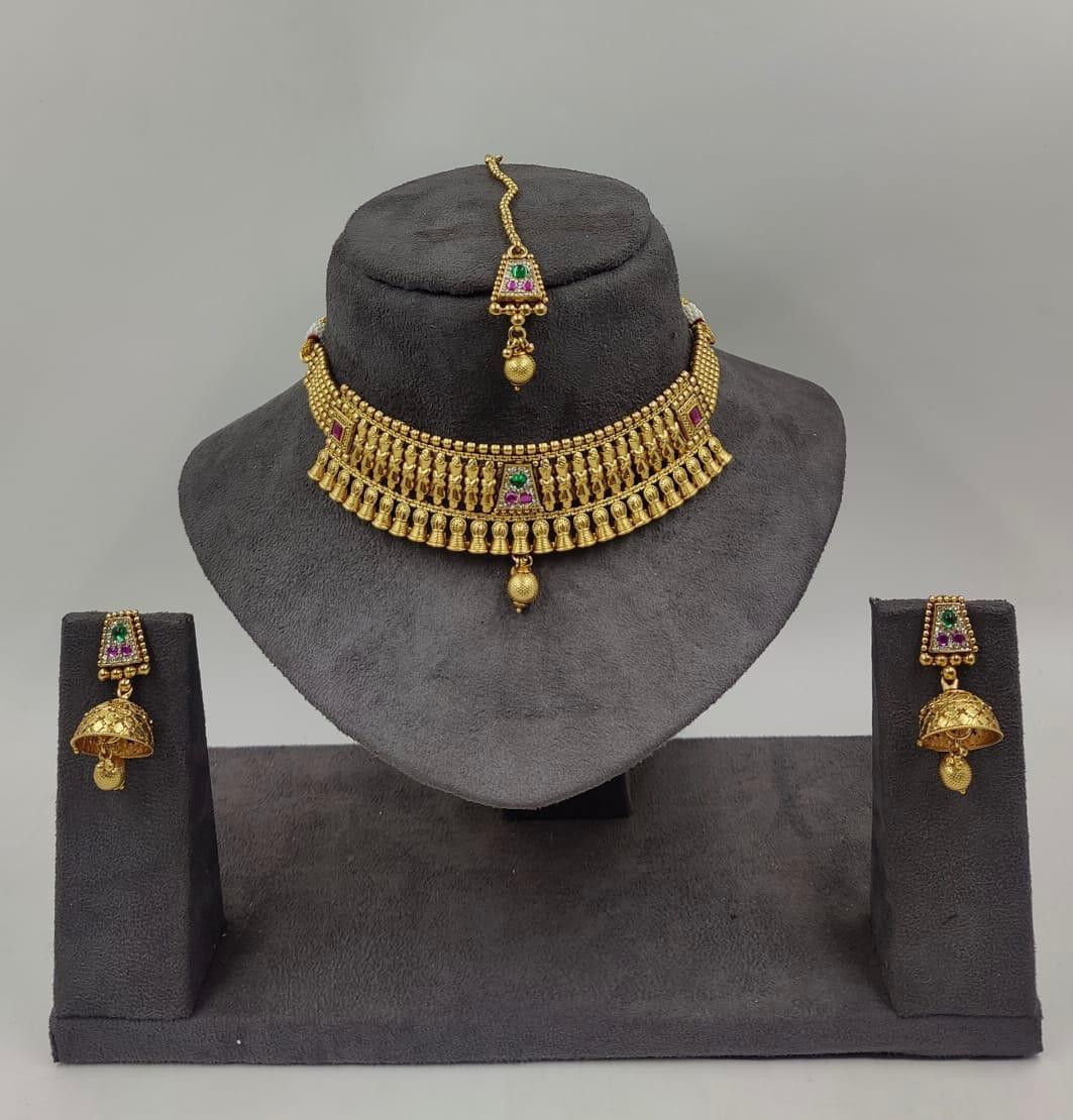 Simple Choker Design 5