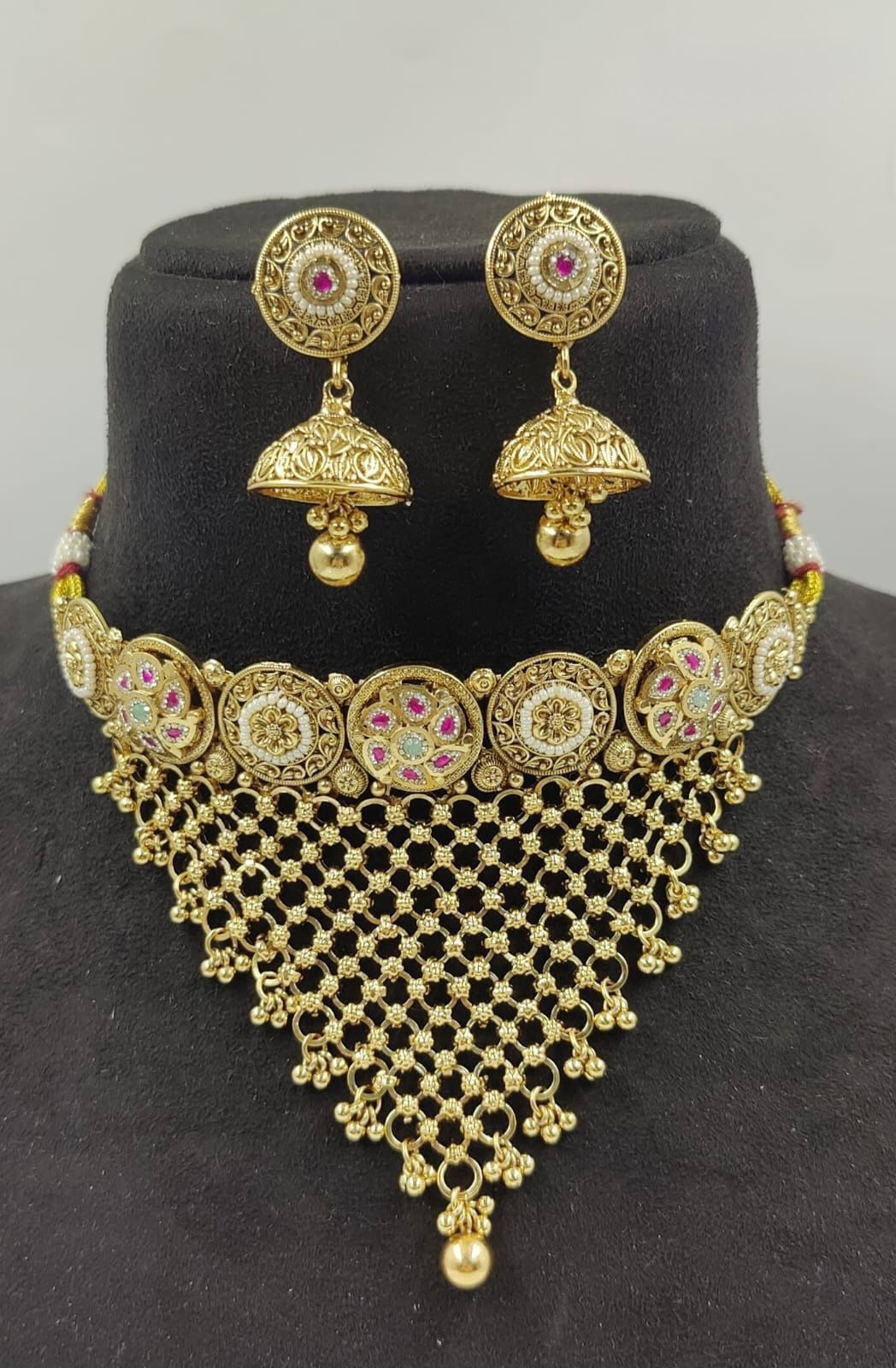 Swarovski Jalar Necklace Design 3