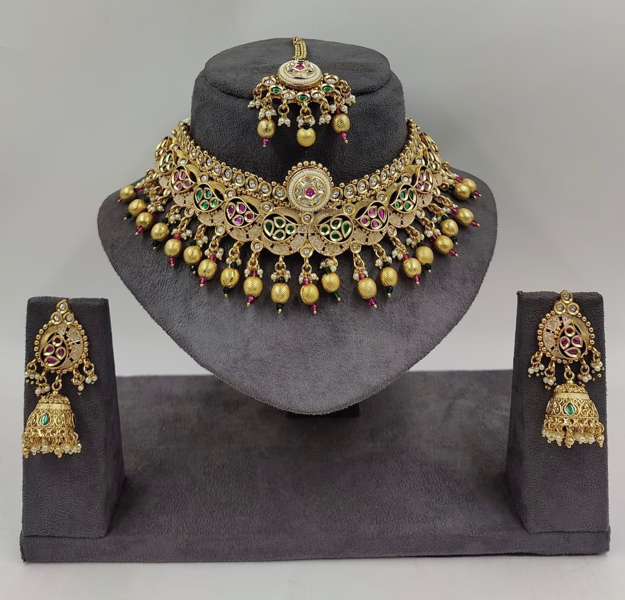 Premium Choker Design 1