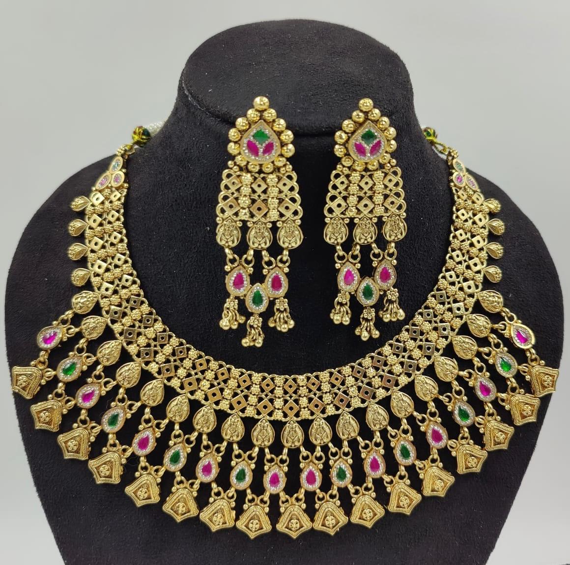 Premium Necklace Design 1