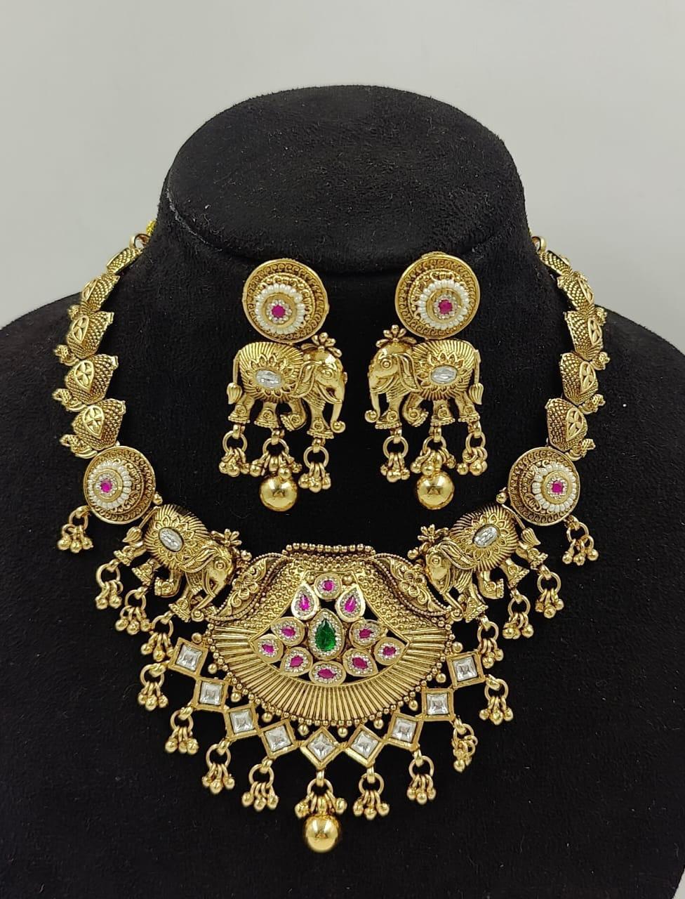 Premium Necklace Design 9