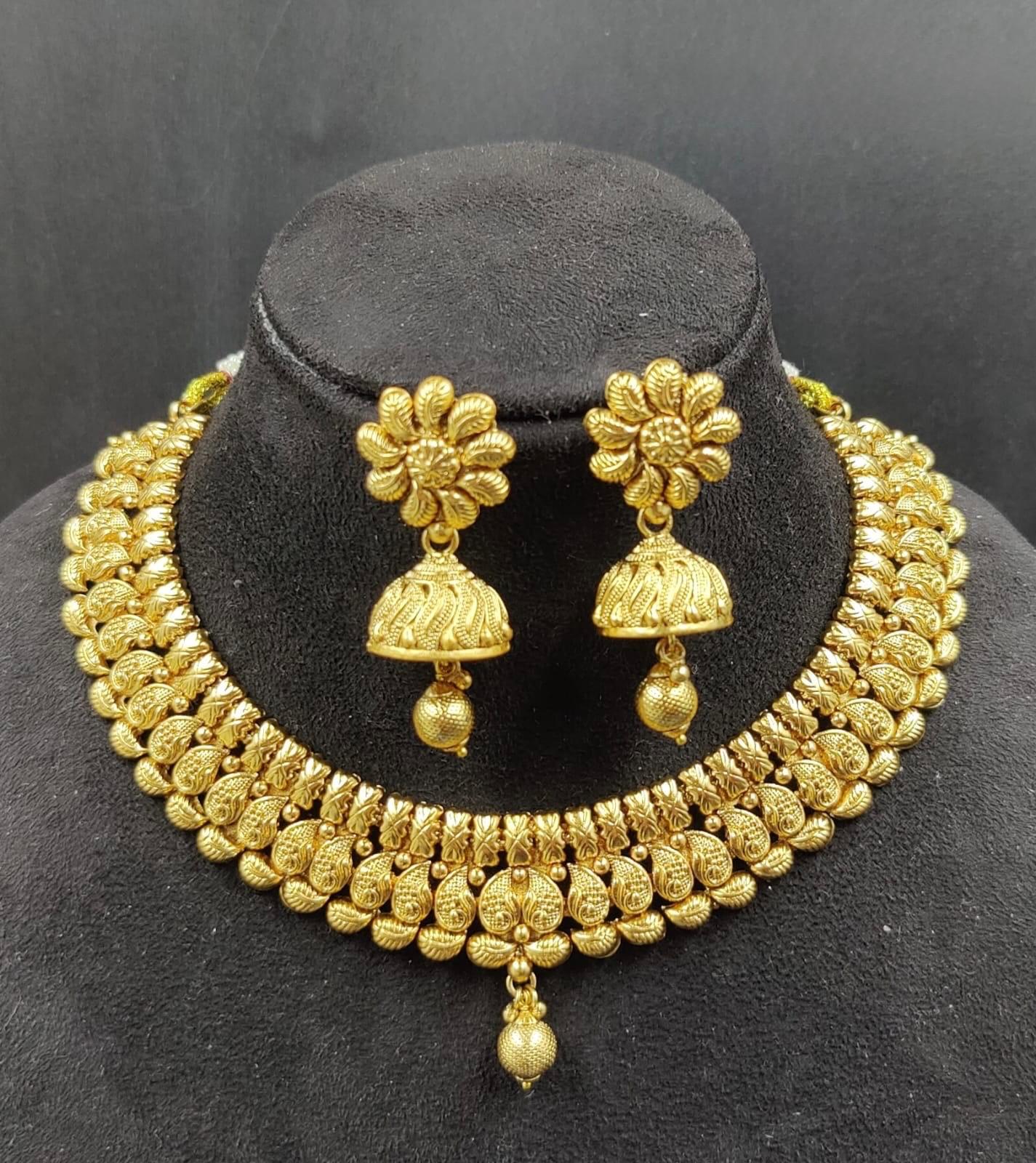 Simple Necklace Design 5