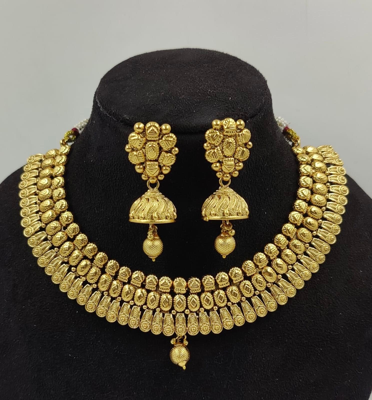 Simple Necklace Design 6